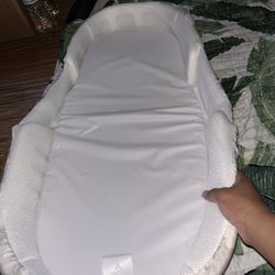 Cozy Baby Changing Bed 