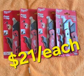 Milwaukee Folding Utility Knife Set