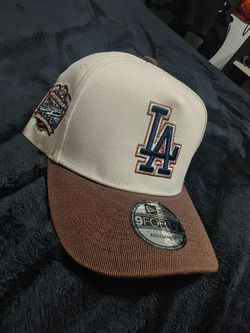 Snapback hats