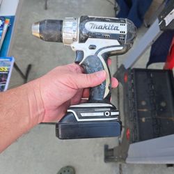 Makita Drill 18v 