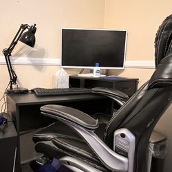 Desk+chair