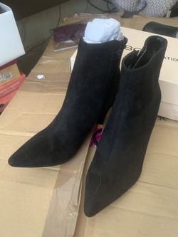 Boots 8M