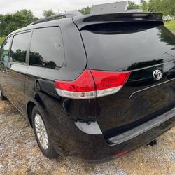 2013 Toyota Sienna
