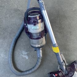 Hyppa vacuum cleaner