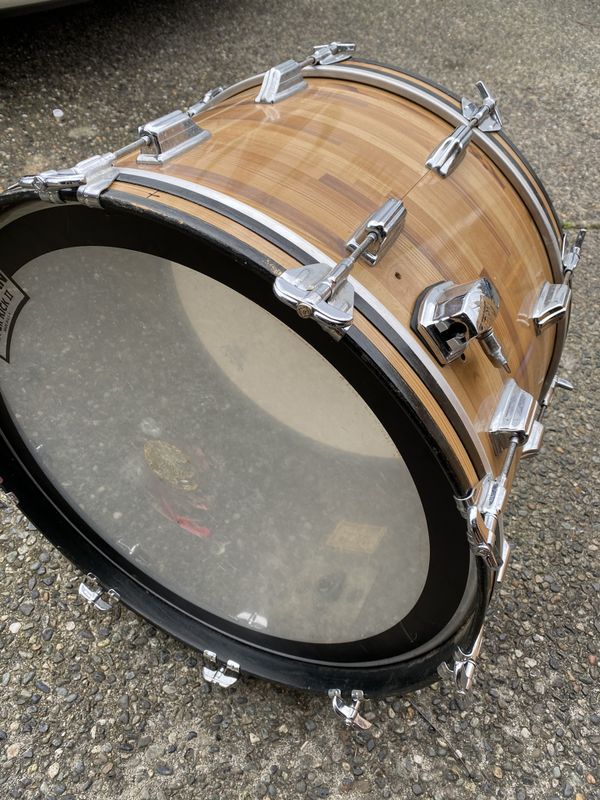 AQUARIAN SUPER KICK II 22” BASS DRUM for Sale in Mountlake Terrace, WA