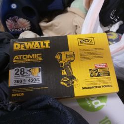 20v Brushless Torch Wrench Atomic Series 