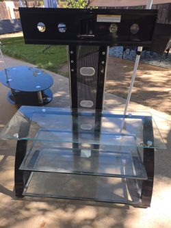 Tv stand with 3 glass shelves (CashOnly)