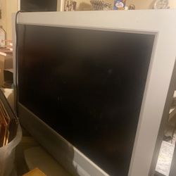 Televisions (4)