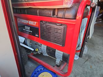 Troy-Bilt 5550 Watt Portable Generator