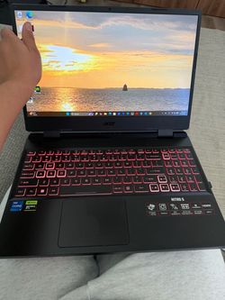 Acer Nitro 5 Gaming Laptop – RTX 4060 8GB / i7 / 16GB RAM