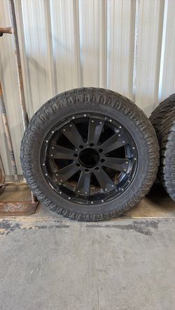 Truck wheels 8 lug