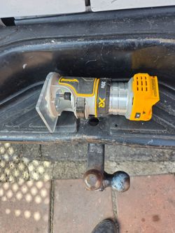 20v dewalt router