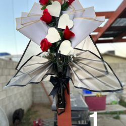 Valentine Hanger Heart Roses Decor