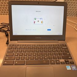 Chromebook laptop