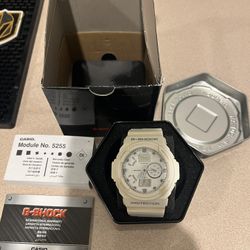 White G Shock With Original Box And Papers 