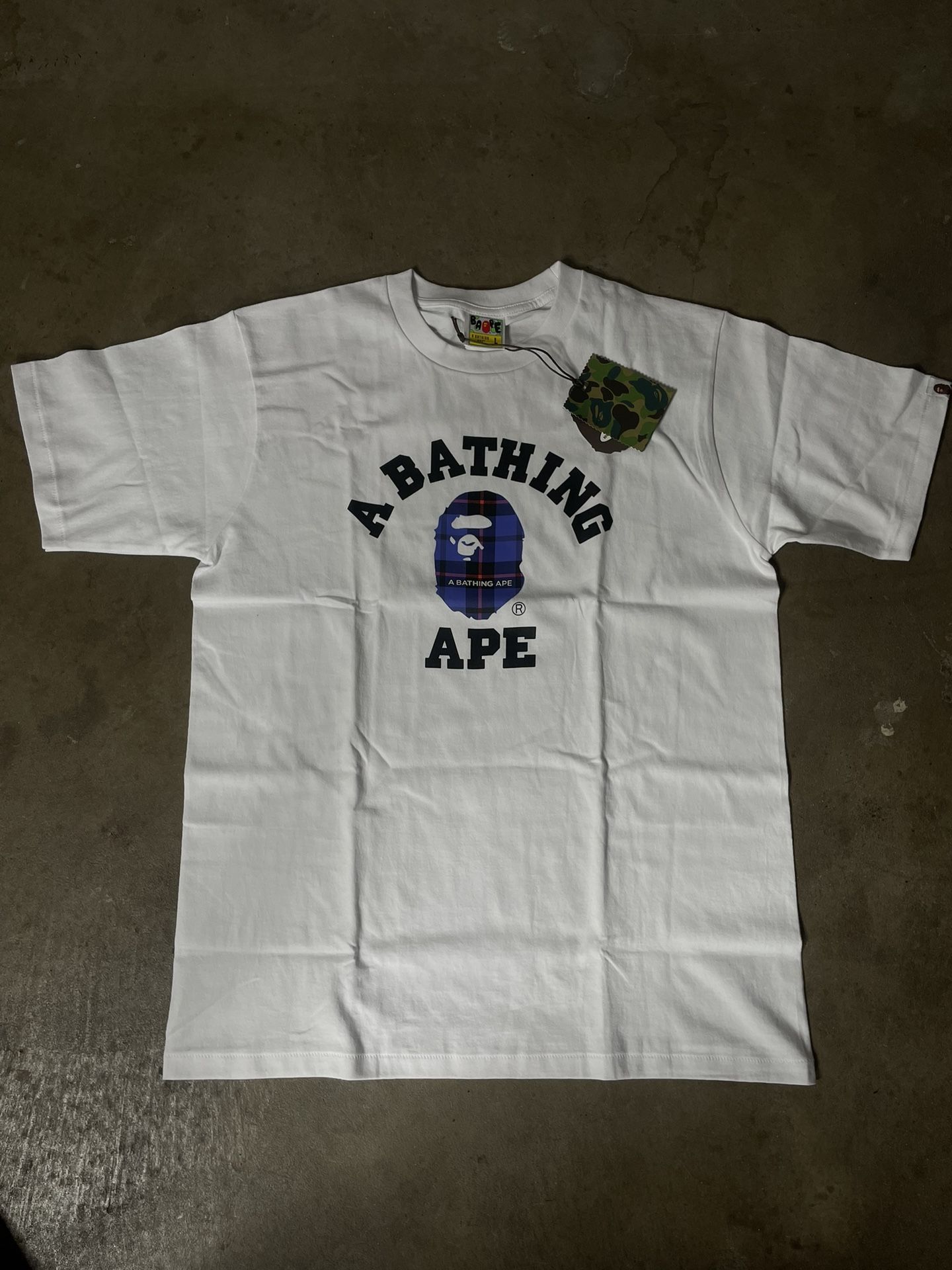 WHITE BAPE TEE