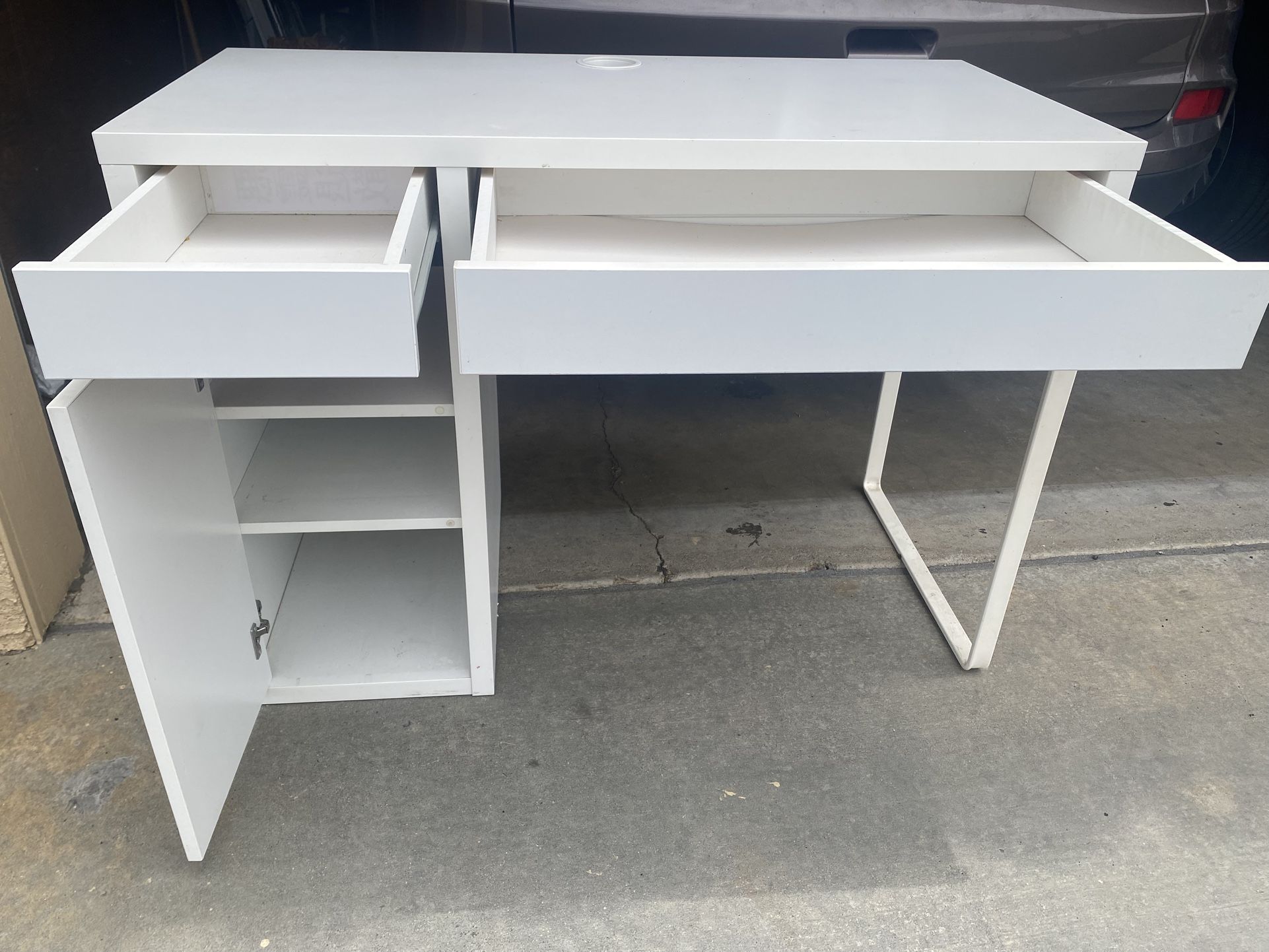 Desk