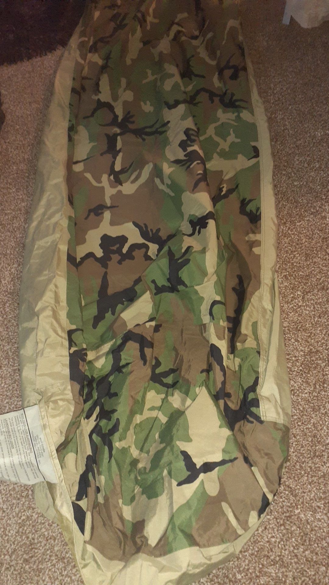 Bivy cover/sleeping bag/US GOVT ISSUE. NEW