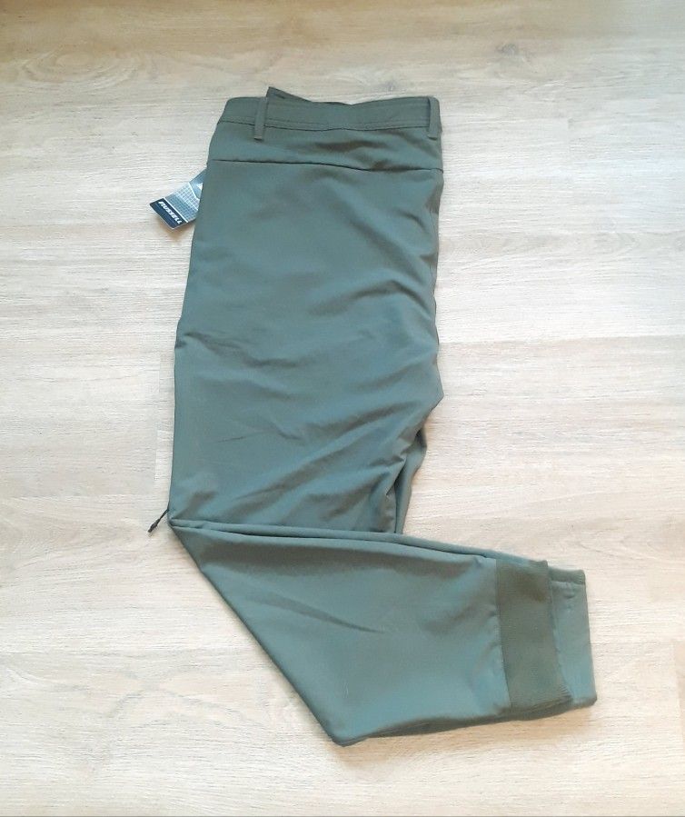 Russell Athletic Men's Tech Jogger Pants - Size XL Green
