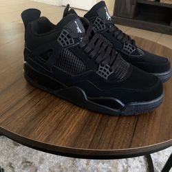 Jordan 4 Retro Black Cat Men’s Size 8.5 (New-Nuevos)