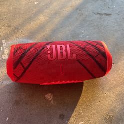 JBl Charge 5 Portable Bluetooth Waterproof Speaker