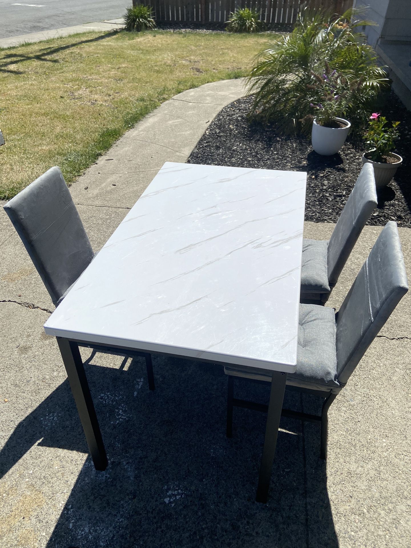 Dining Kitchen Table With Chairs