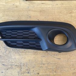 2016,2017,2018,2019,2020 Honda Civic Left Side Fog lamp Cover