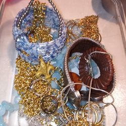Jewelry Lot 