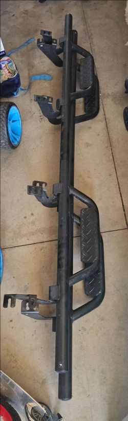 2024 toyota tundra side step/ running boards