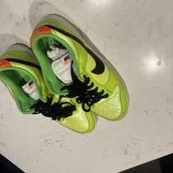 Nike Dunks Neon Green size 15