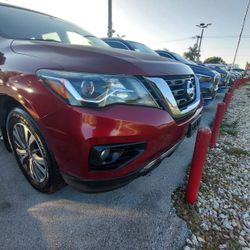 2015 Nissan Pathfinder 7 Seater Call David Hodges 786-286-3000 Very CLEAN 