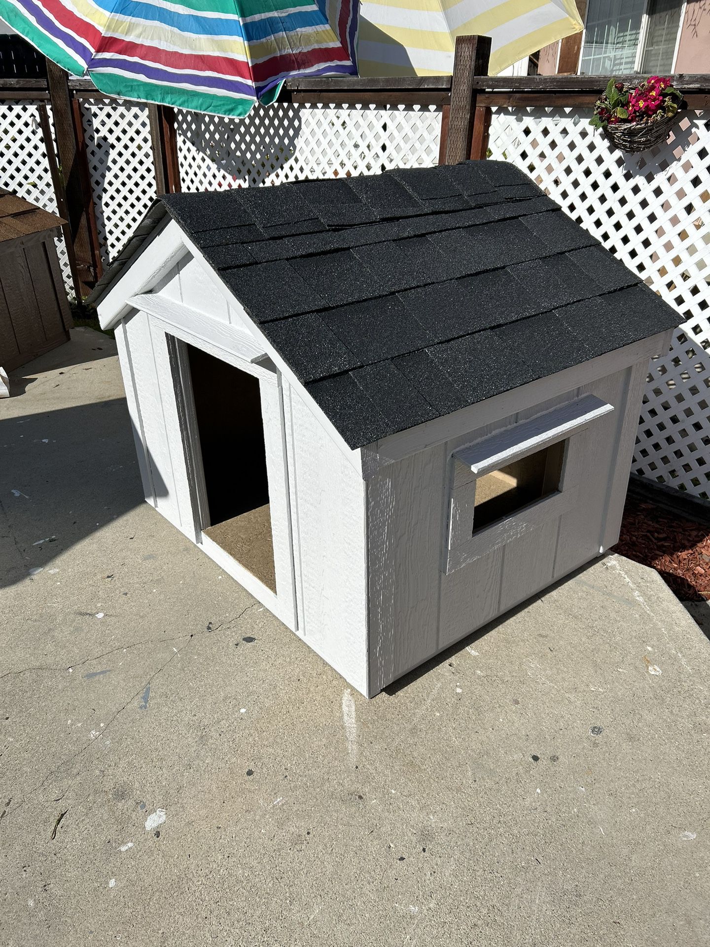 Dog House/ Casa Para Perro