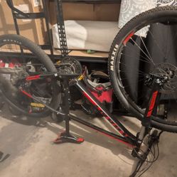 GIANT MOUNTAIN BIKE 29 M