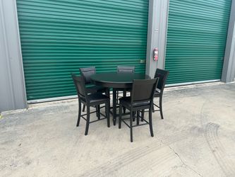 Tall Table and 5 Chairs