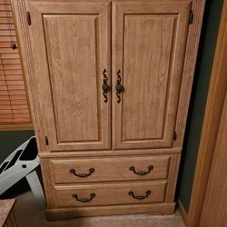 Queen Ashley Bedroom Set