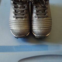 Kids Baseball Riddell Cleats