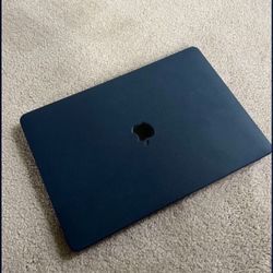 Selling MacBook Air 