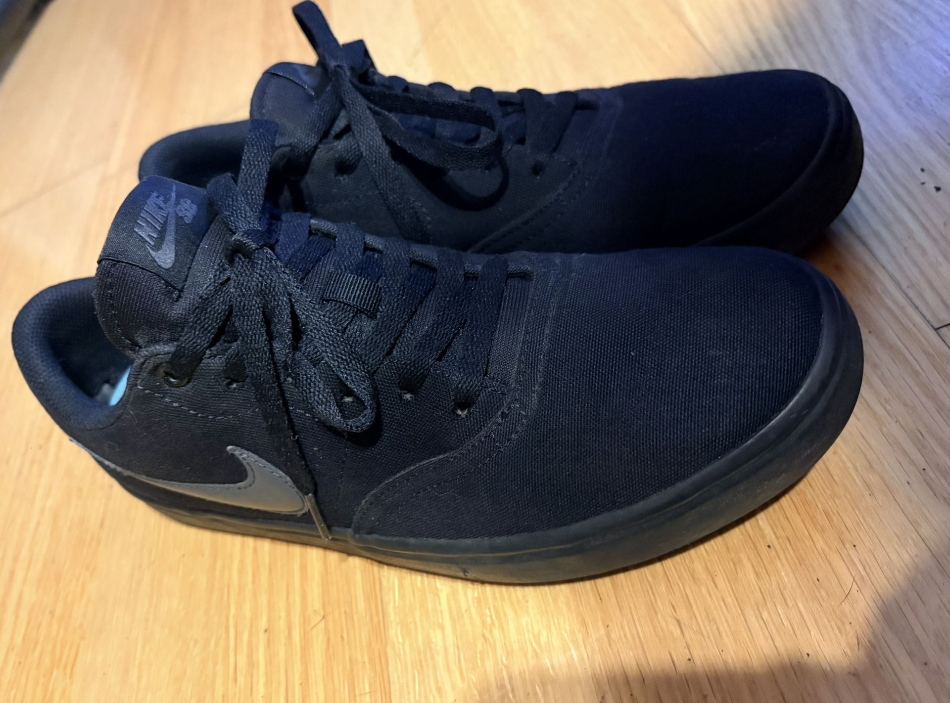 Nike SB Chron 2 solarsoft Black Canvas Skate Shoes