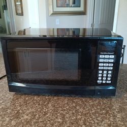 Microwave Oven 