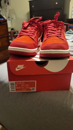 Nike Dunks ATL