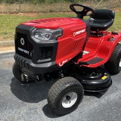 Troy Bilt tractor 42 inch cut