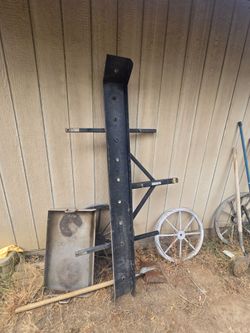 Motorcycle hitch carrier