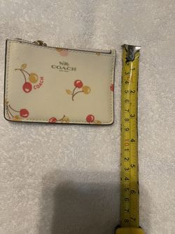 Authentic Coach ID/coin Wallet