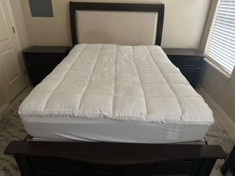 Bedroom set