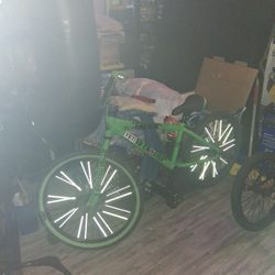 "So Cal Flyer" Custom/ No Chain