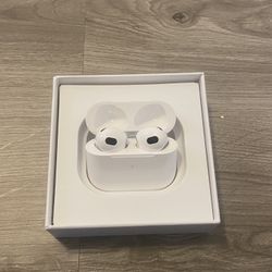 Apple AirPods Gen 3