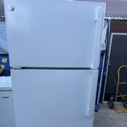 White Fridge 