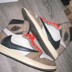 Travis Scott x Air Jordan 1 Retro High OG 'Mocha'