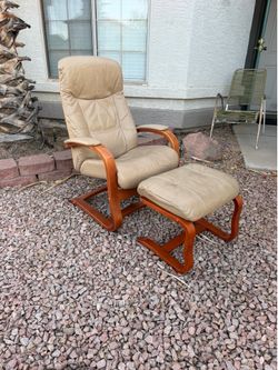 Scandinavian Style Bentwood Leather Lounge Chair and Ottoman