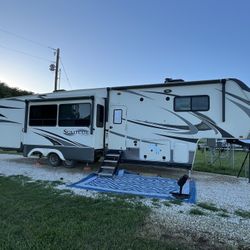 2019 Grand Design 3740BH 5th Wheel 